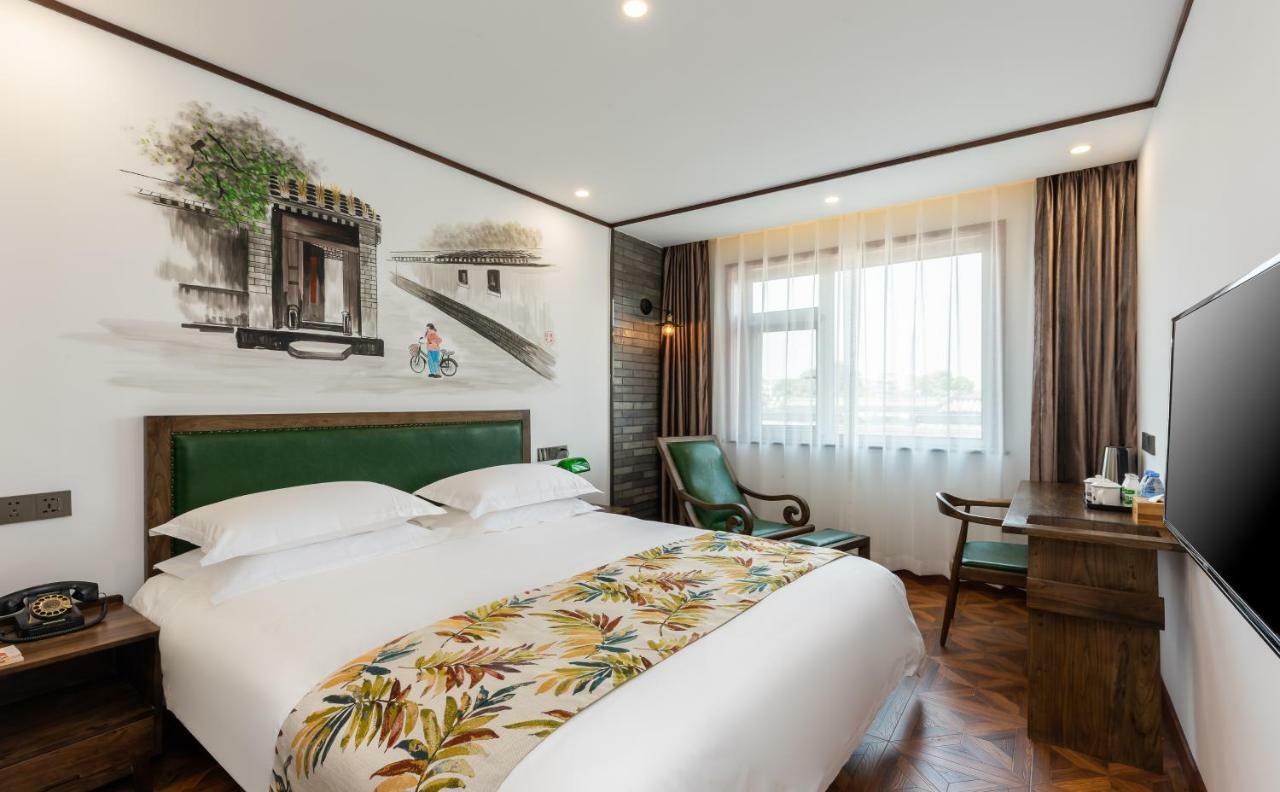 Nostalgia Hotel Near Prince Gong'S Mansion- Beihai Park, Tian'Anmen Square, Nanluoguxiang Hutong, Huguosi Hutong Snack Street, 5 Minutes Walk Away From Ping'Anli Subway Station, Free Ice Cream And Laundry Service,English Communication Well Beijing Bagian luar foto