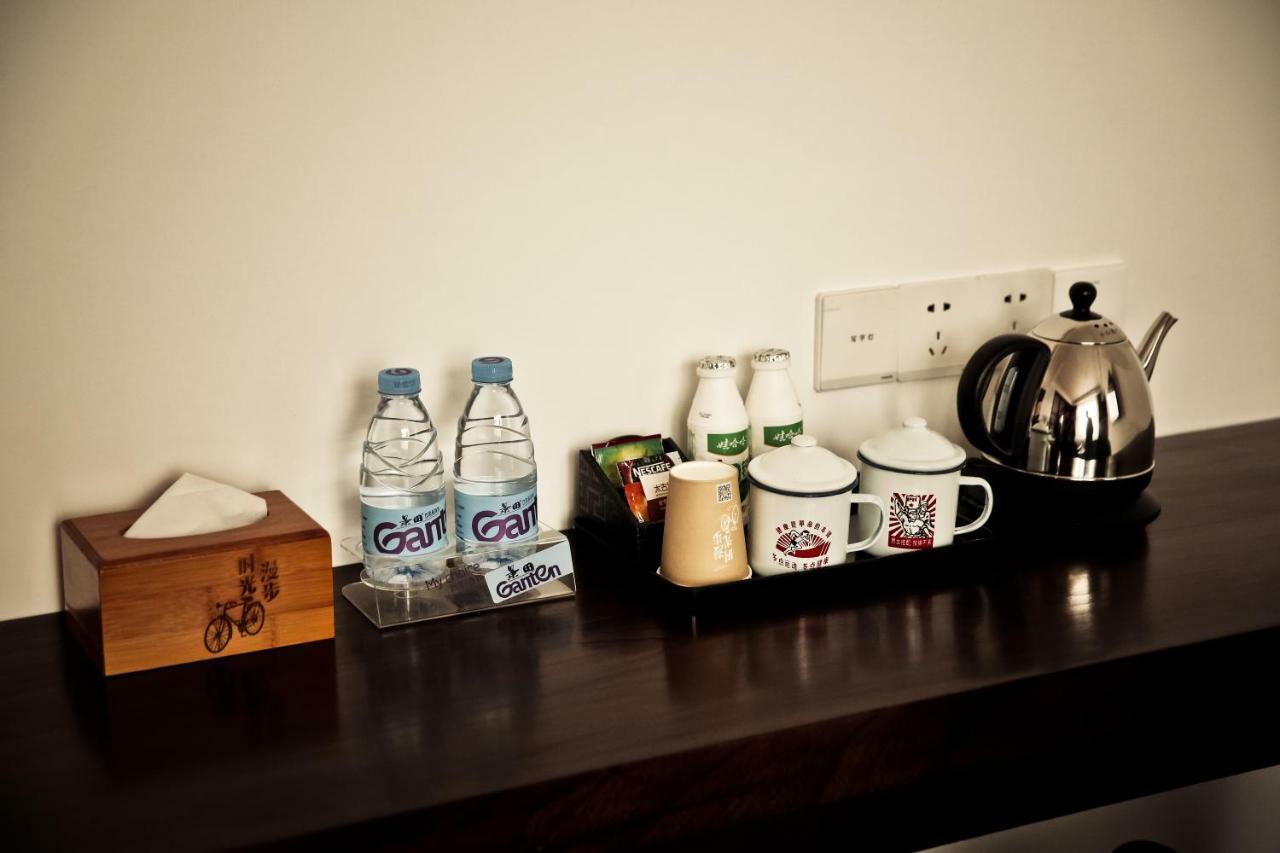 Nostalgia Hotel Near Prince Gong'S Mansion- Beihai Park, Tian'Anmen Square, Nanluoguxiang Hutong, Huguosi Hutong Snack Street, 5 Minutes Walk Away From Ping'Anli Subway Station, Free Ice Cream And Laundry Service,English Communication Well Beijing Bagian luar foto